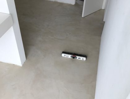 Fugenlose Spachteltechnik betonPure in Lehre Maler Dillge aus Braunschweig Spachtelung 01