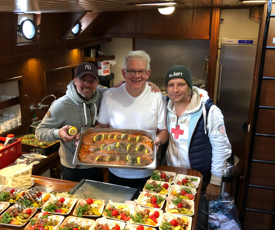 Genuss unter Segel Mit Ludger Freese auf dem Ijsselmeer Gutes Essen perfekt organisiert