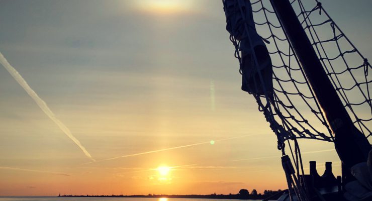 Genuss unter Segel Mit Ludger Freese auf dem Ijsselmeer Sonnenaufgang