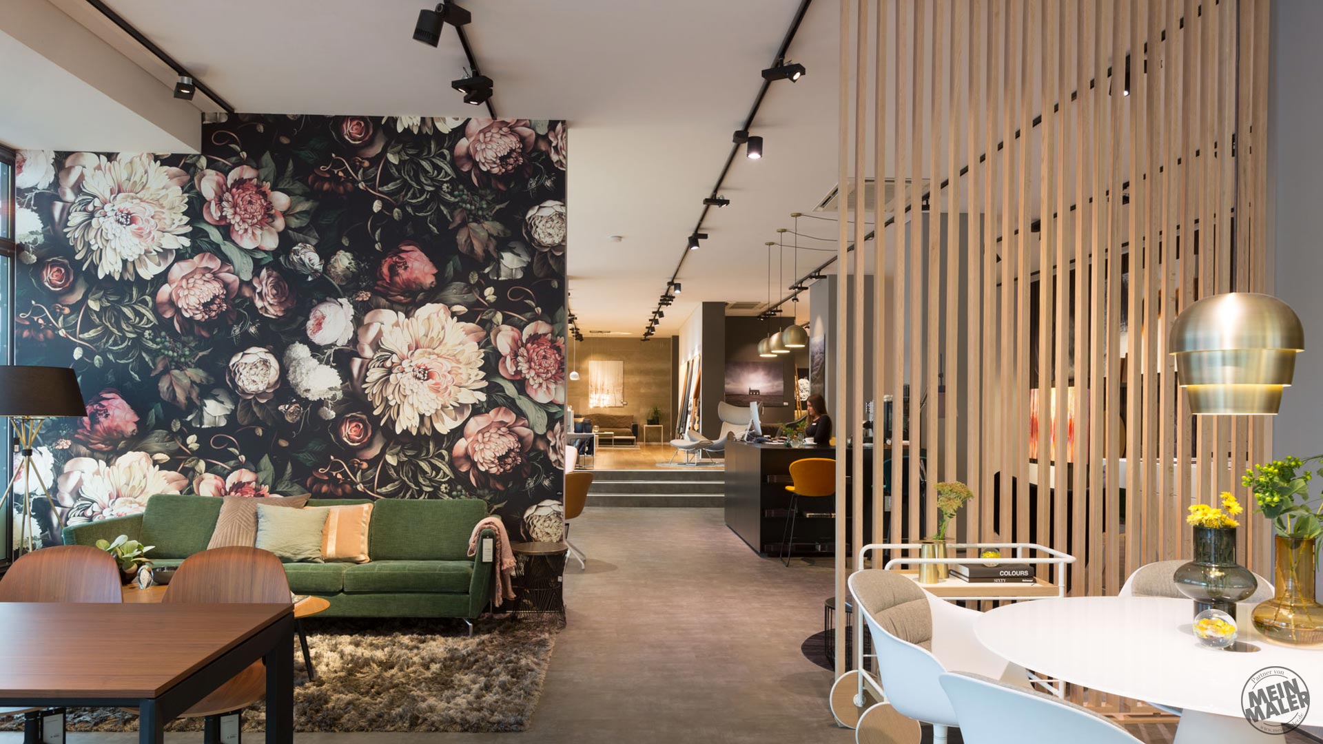 BoConcept Hannover Designboden Magnetboden Floraltapeten Blumen 06