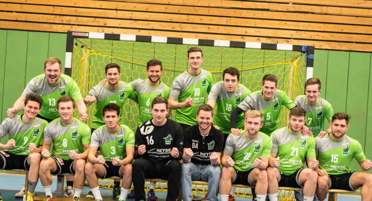 TUS Altwarmbuechen Herren Handball Mannschaftsfoto
