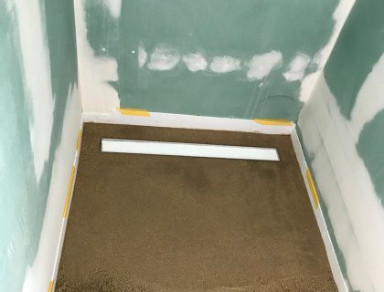 Duschablauf einfassen Dusche Fugenlos Berlin Potsdam Michendorf Mein Maler Flaeming