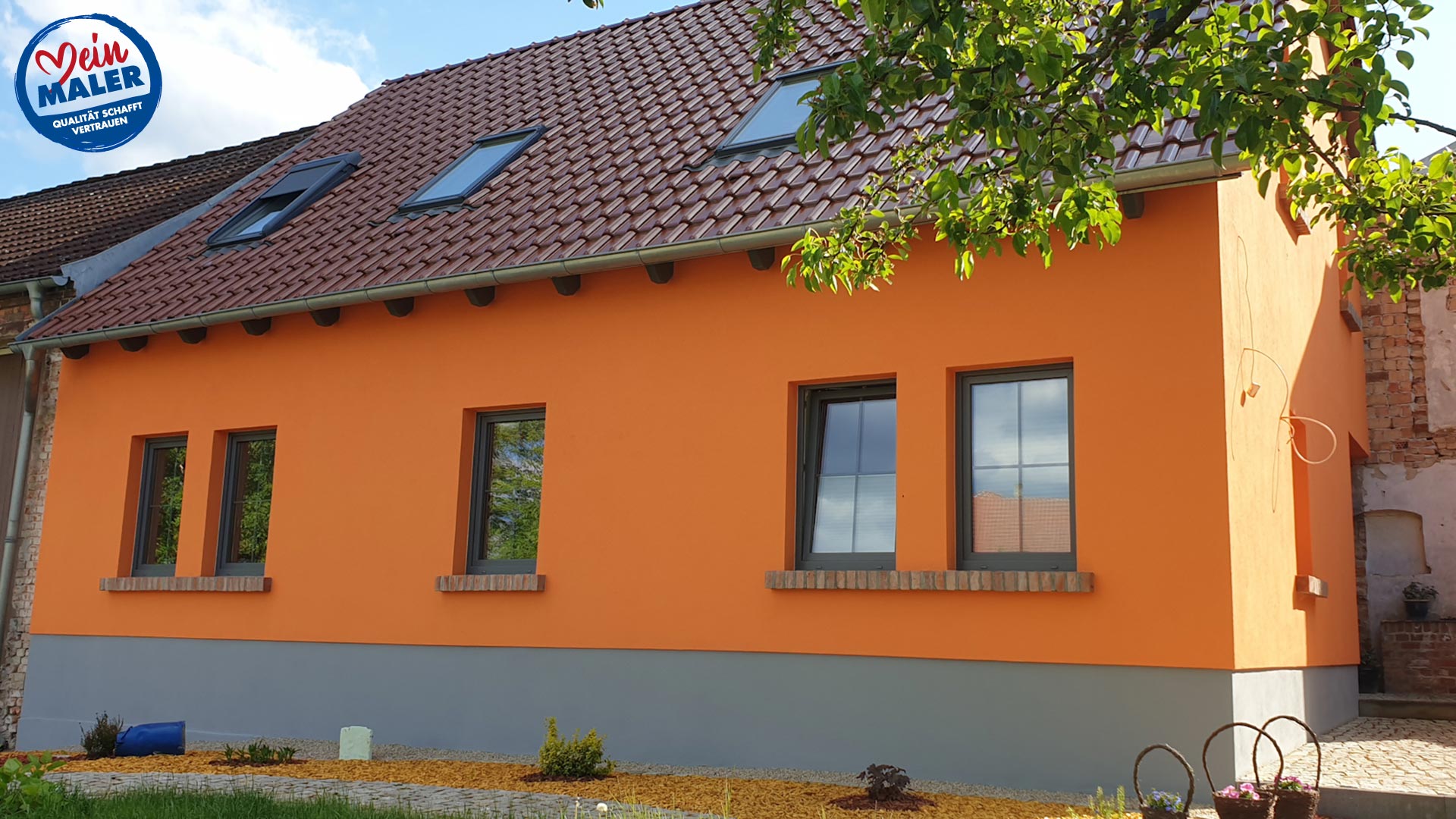 Fassadenputz Fassadenarmierung Fassadengestaltung Orange Fassade MeinMaler Muelenflies