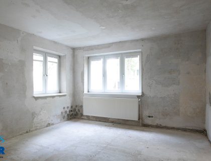 Sanierung Altbausanierung Malerarbeiten Hannover Fugenlos Spachteltechnik Kinderzimmer vorher 02