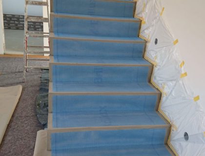 Rohbetontreppe mit Gewebeeinlage in der Vorbereitung Betonoptik Treppe fugenlos Maler Hannover Wedemark 05