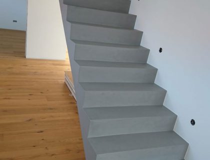 Treppe fertig Betonoptik Frescolori inkl Versiegelung