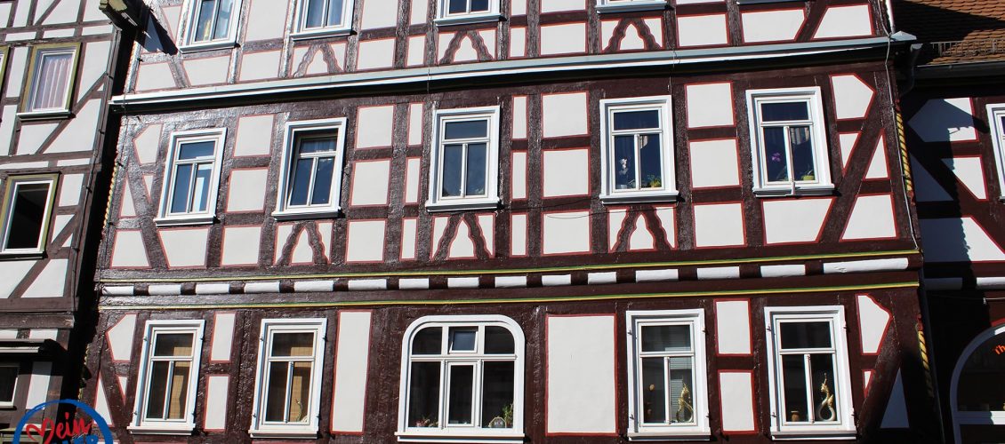 Fassaden streichen in Achern, Offenburg, Neuried, Lahr / Schwarzwald, Forbach, Baden-Baden und Rastatt