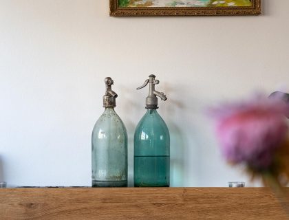 Hausboot von Olli Schulz und Fynn Kliemann Wohnbereich Malerarbeiten Hamburg Spachteltechnik Kreative Wandgestaltung 05