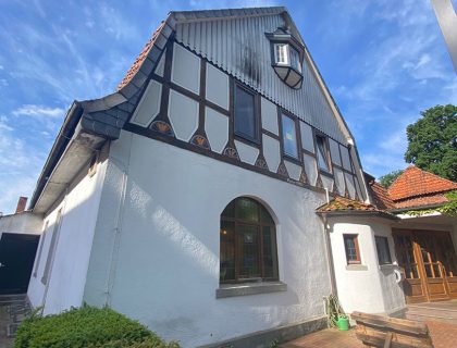 Renovierung Sanierung Landgasthof Voltmer Ehlershausen Hannover Fachwerk Fassade Lieblingsmaler 02