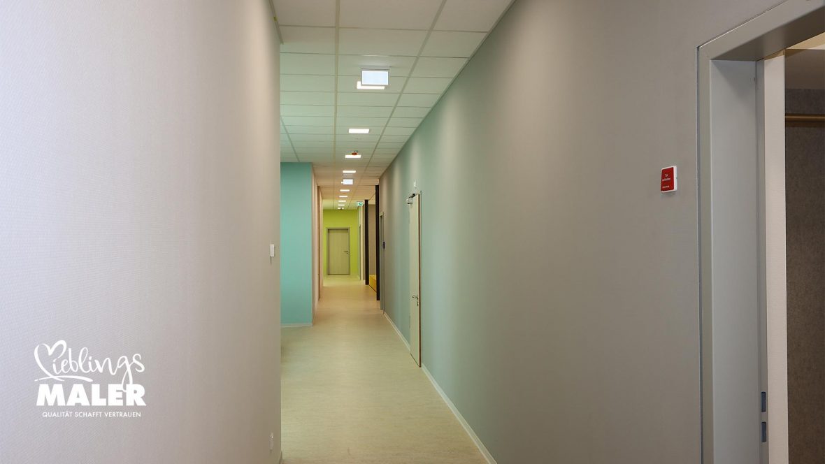 Malerarbeiten Tapezieren Anstreichen Schule Petersberg Fulda 06