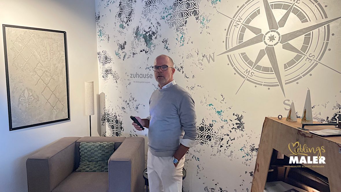 Matthias Schultze bei der Neueröffnung von zuhause